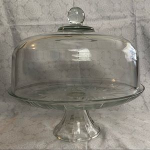 Glass cake stand with dome